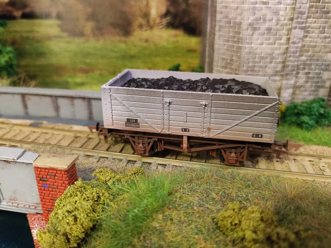 DAPOL 4F-071-024 7 PLANK BR 238820 Weathered 2 DAPOL 4F-071-024 7 PLANK BR 238820 Weathered - Image 2