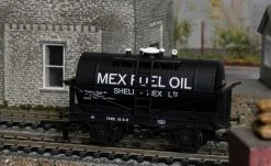 HORNBY R60120 14T Tank Wagon, Mexfuel No, 1244- Era 3