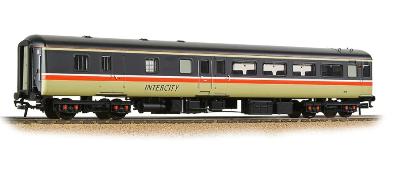 BACHMANN 39-702 BR MK2F BSO Brake Second Open BR InterCity (Swallow) 1 BACHMANN 39-702 BR MK2F BSO Brake Second Open BR InterCity (Swallow)