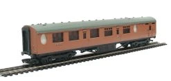 Bachmann 34-427 LNER 63″ Thompson Brake Composite Post War Brown “1142”