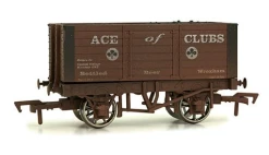 DAPOL 4F-072-006 7 PLANK WAGON 9FT WHEELBASE ACE OF CLUBS WEATHERED