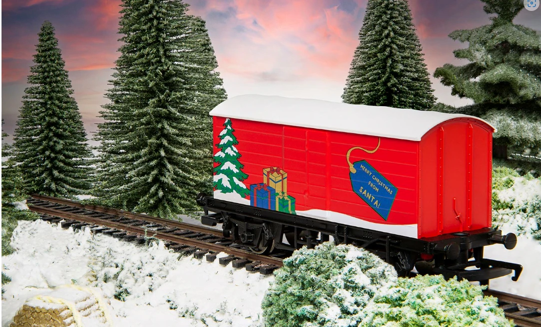 HORNBY R60140 Santa’s Present Wagon 1 HORNBY R60140 Santa’s Present Wagon