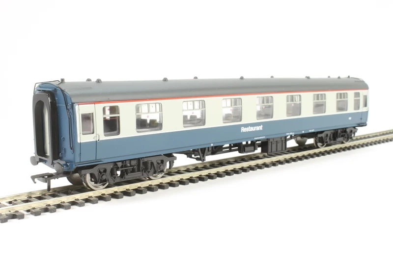 Bachmann 39-250A Mk1 RFO Restaurant Open M5 In BR Blue & Grey 1 Bachmann 39-250A Mk1 RFO Restaurant Open M5 In BR Blue & Grey