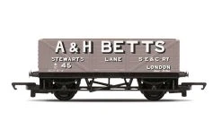 HORNBY R60049 RailRoad PO, A & H Betts, Plank Wagon – Era 2