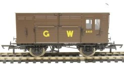 Hornby R6972 N13 Horse Box 540 In GWR Brown -Preiser Shop 7f9dd3f7ead0392162351aa79f8093aa