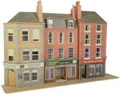 PO205 Metcalfe OO/H0 Low Relief Pub And Shops Kit
