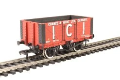 Bachmann 37-115 , 7 Plank, Fixed End ‘ICI’ Chance & Hunt Ltd’ Red