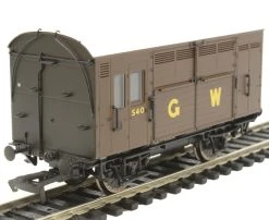 Hornby R6972 N13 Horse Box 540 In GWR Brown