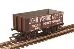 Hornby R6812 7 Plank Wagon ‘John Vipond’