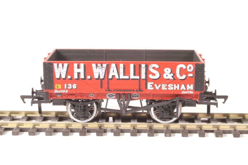 Bachmann 37-072 5 Plank Wagon Wooden Floor W. H. Wallis & Co Red 3 Bachmann 37-072 5 Plank Wagon Wooden Floor W. H. Wallis & Co Red - Image 3
