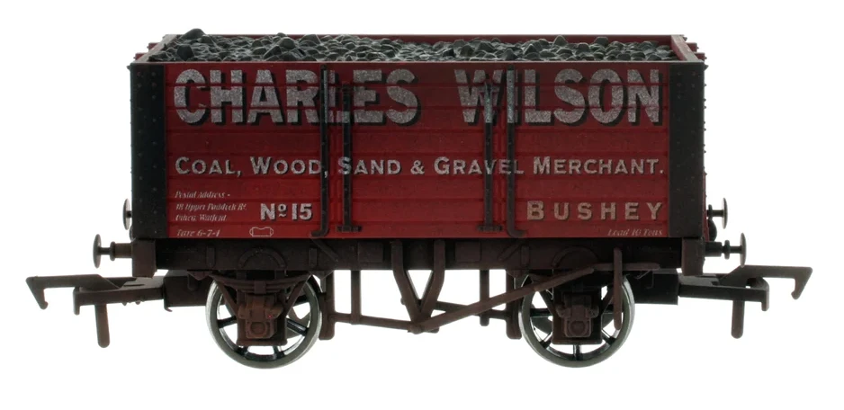 DAPOL 4F-072-014 OO Gauge 7 Plank Wagon 9′ Wheelbase Charles Wilson 15 Weathered 1 DAPOL 4F-072-014 OO Gauge 7 Plank Wagon 9′ Wheelbase Charles Wilson 15 Weathered