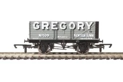 Hornby R6755 7 Plank Open Wagon “Gregory”